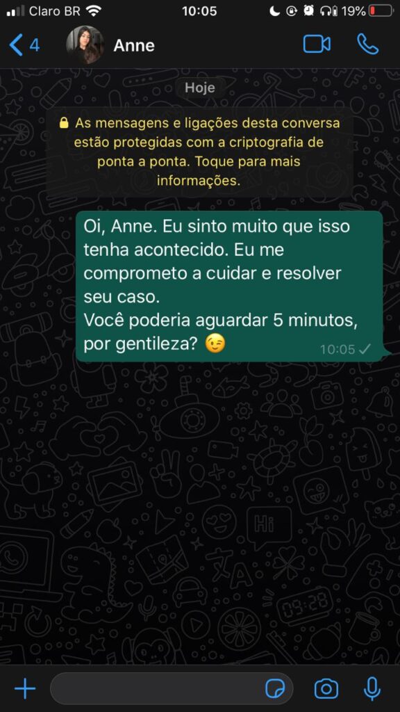 Mensagem de resolução de problemas de atendimento ao cliente WhatsApp